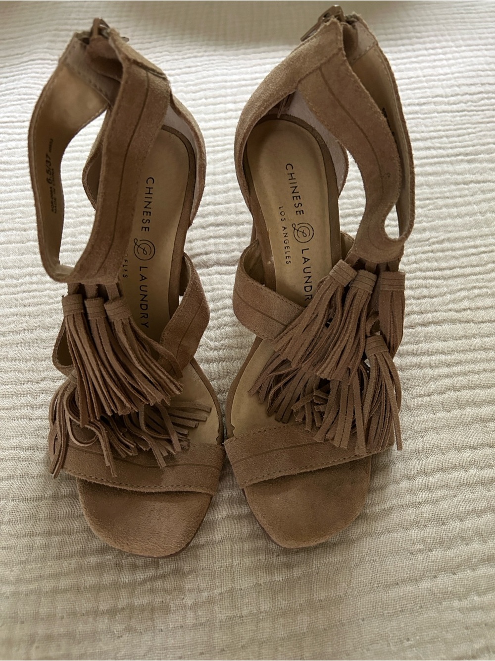 Chinese Laundry Speak Easy Open Toe Tassel Dress Sandal Size 6.5 - Picture 2 of 12